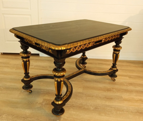 Table Napoléon III noire et or – Image 2