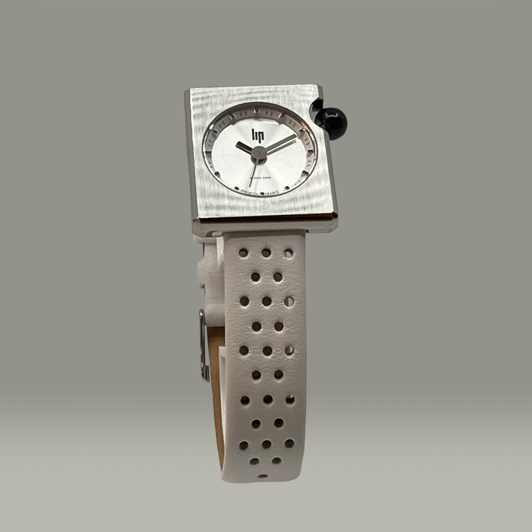 LIP-671193 - Montre Mach 2000 Mini square